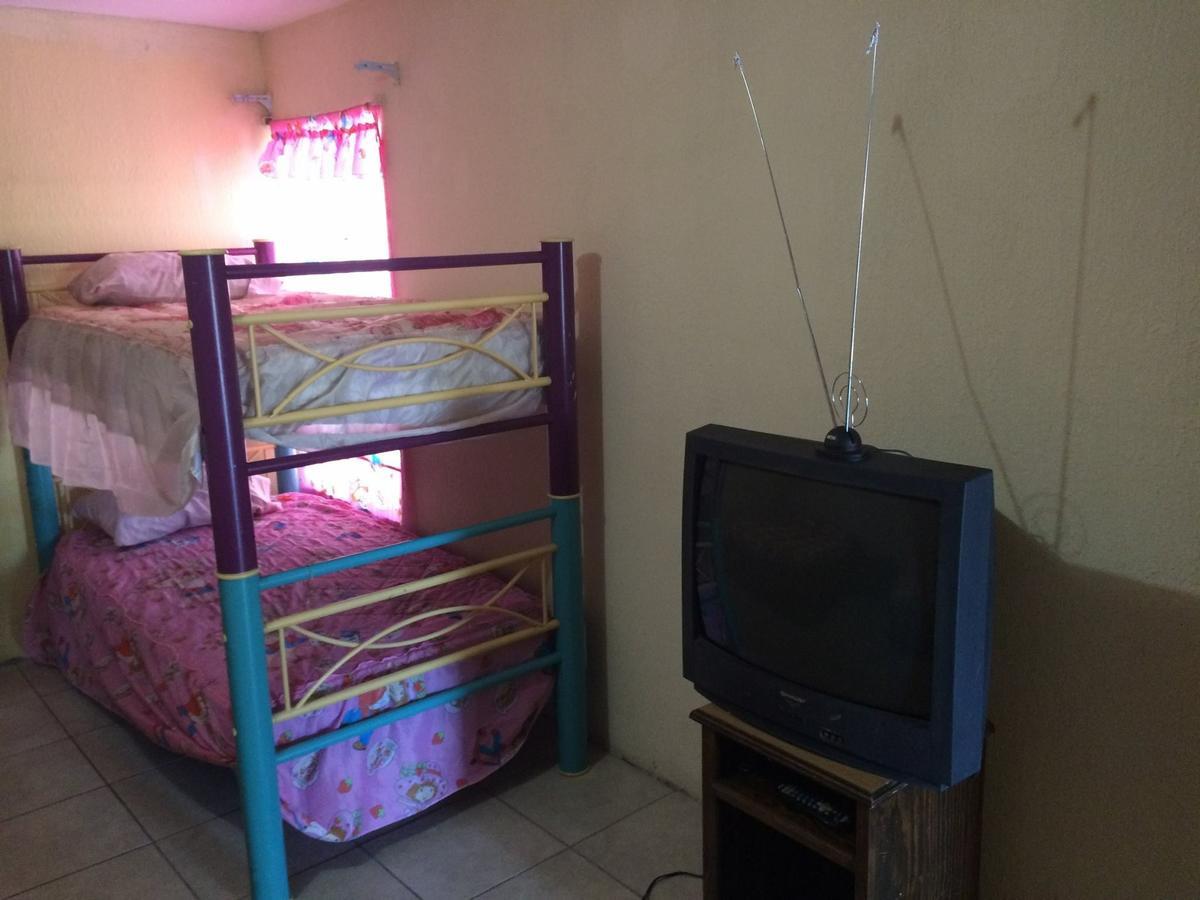 Blanquita Guesthouse Manuel F. Martínez المظهر الخارجي الصورة