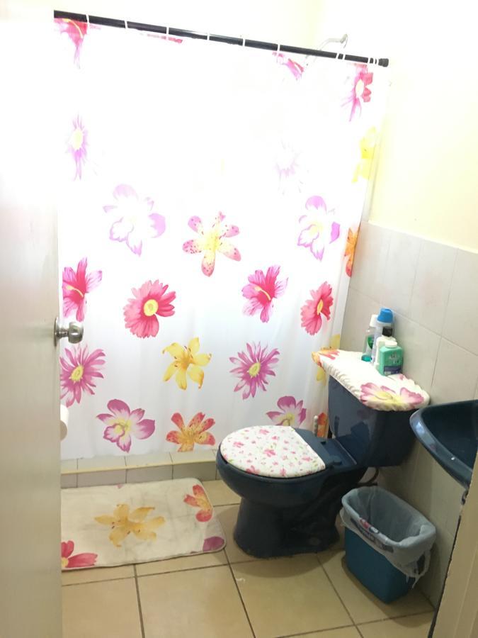 Blanquita Guesthouse Manuel F. Martínez المظهر الخارجي الصورة