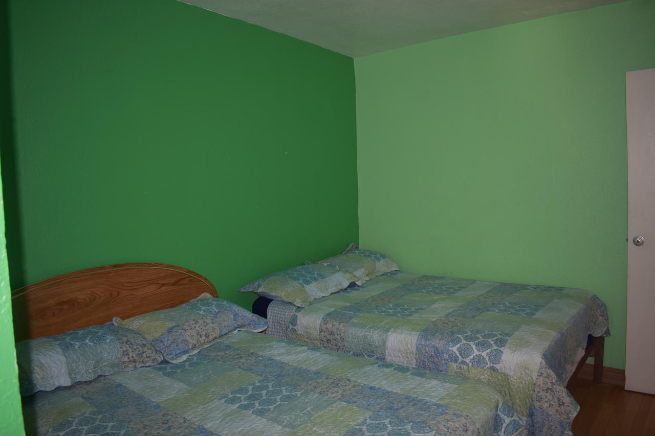 Blanquita Guesthouse Manuel F. Martínez المظهر الخارجي الصورة
